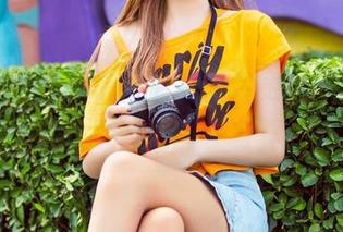 在爱丝的圣诞特辑中，图片更胜一筹，让人想多看几眼的‘写真’！