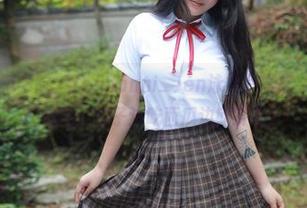 MFStar模范学院 – Jennanni_Jen泳衣写真集，下载一个，然后搬个椅子边吃西瓜边欣赏吧！