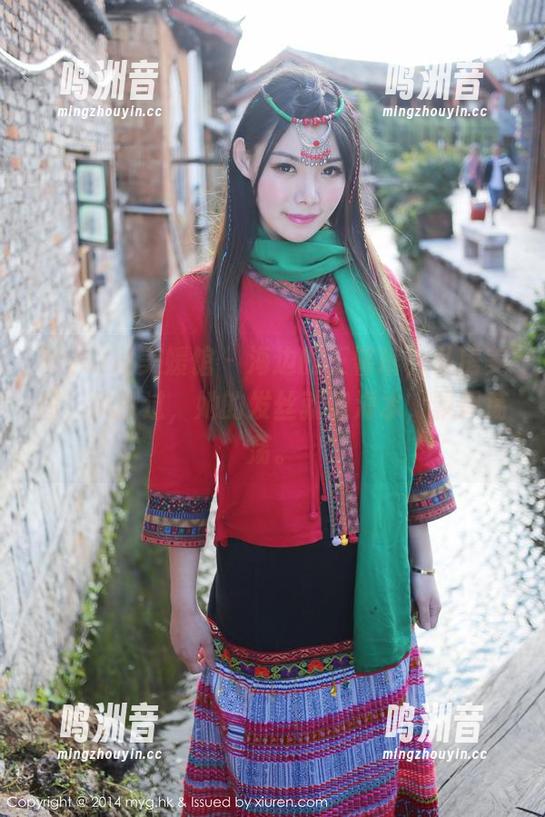 MyGirl美媛馆 - 海边的王馨瑶，私房美图，风撩过，她的发丝就像海水，飘飘荡荡。