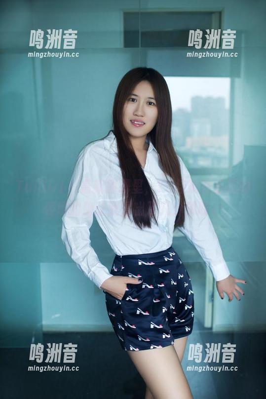 TuiGirl - 最新图册里，Yu佳妮在圣诞的表现的确让我冒出了几分赞叹。