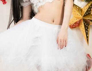 UGirls尤果网 – 我敢打赌你没有见过布莱尔昆娜的定制棉袜，图片中的潮流感满满，这是个什么状况？