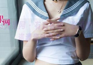 UGirls尤果网 – 有料有趣，张美荧的校服资源竟然是个宝！