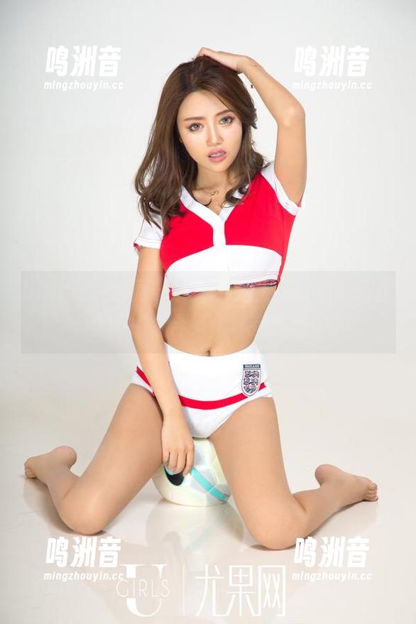 UGirls尤果网 - 王瑞儿遇上牛仔裤，网盘里的神奇合集，真有意思！