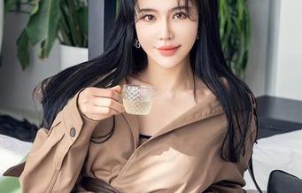 XINGYAN星颜社 – 办公室也能开party？孙梦瑶V的定制写真带来无限欢乐！