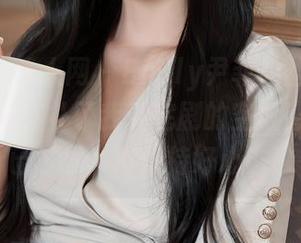 Xiuren秀人网 – Emily尹菲的丝袜写真集，刚好弥补了我看完剧的空虚感，资源已发送，请保持好心态！