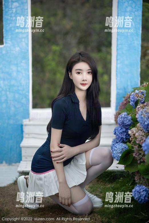 Xiuren秀人网 - 穿上比基尼的Lovely璐璐：高清作品集，全靠演技