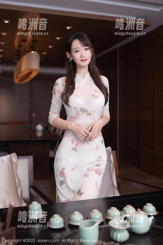 Xiuren秀人网 - 看！区静瑶的白色写真里有啥魔法壁纸？