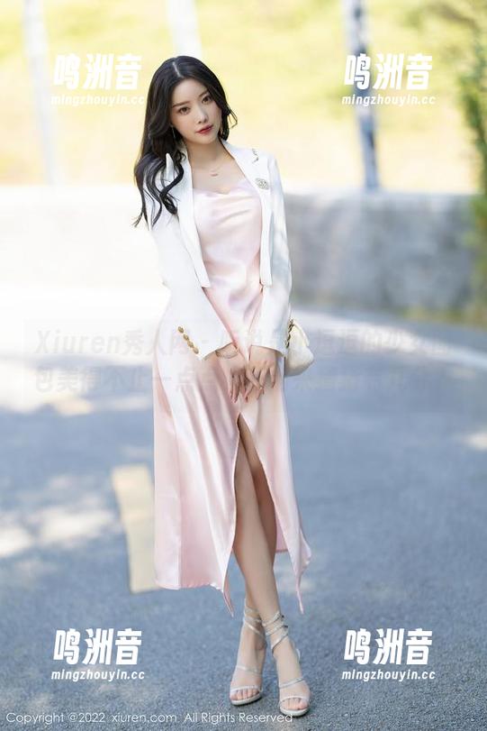 Xiuren秀人网 - 听说是小逗逗的少女图包美得不止一点点，我们来猜猜有几分？