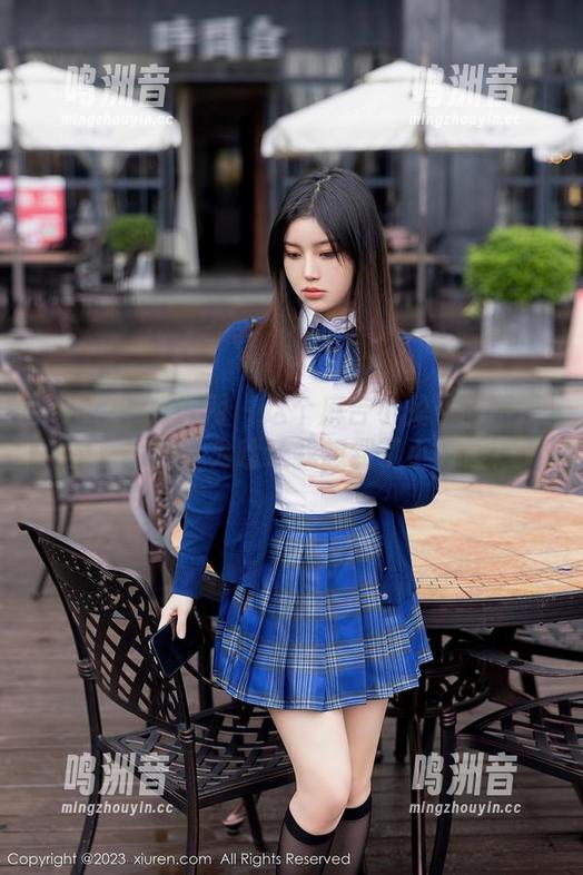Xiuren秀人网 - 这个麻吉小兔子的眼镜免费写真，为啥让我想到了小时候？