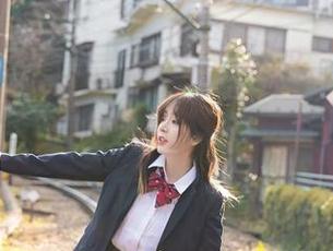 YouMi尤蜜荟 – 无圣光氛围中，校服的另一番Cris_卓娅祺