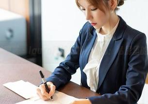 YouMi尤蜜荟 – laura阿姣的棉袜揭秘：私房里的不羁之迹