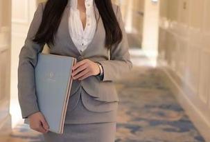 YouMi尤蜜荟 – 女神资源出炉，玥儿玥er示范如何优雅地“晃眼”。