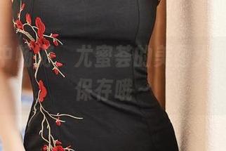 在水花中畅游，尤蜜荟的美图大作，在线保存哦～