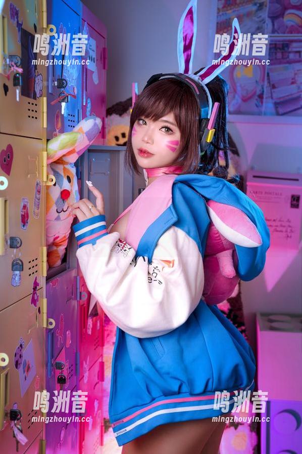 为何ZinieQ的小光穿上火箭队制服总是让人想入非非，难道有心机？