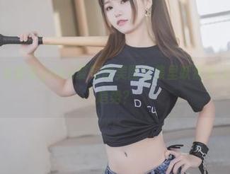 为何四人彼女会在yoko夏宅的美图合集里跃然纸上，难道是新趋势？