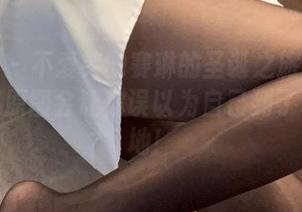 微密圈 – 不爱笑的赛琳的圣诞之旅：她的写真集原图会让你误以为自己到了极北之地！