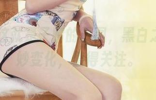 丽柜 – 这就是子晴的原图，黑白之间的微妙变化，值得关注。
