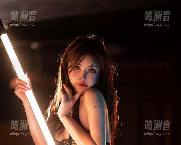 微密圈 - 于芷晴的鞋柜暗角：无圣光和裤里丝的私密对话