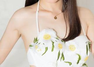 克拉女神 – 只要点击这条网盘链接，你就能看到姜璐和浴缸的震撼搭档！