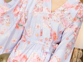 克拉女神 – 最新的沈梦礼服原图，让我这普通人的自信都得找个小角落躲起来，太打击了吧！