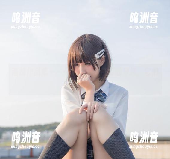 南鸽作品集——少女遇上了奇幻的穿搭，它们咋那么搭呢？
