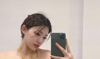 微密圈 – 合集闪烁：奶宝妹纸的JK姿态，软萌与叛逆，真是难以抗拒呀！