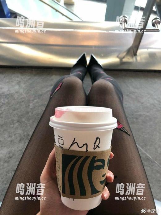 微密圈 - 被宸大小姐的黑白写真震撼到了，图包里全是低调的华丽。