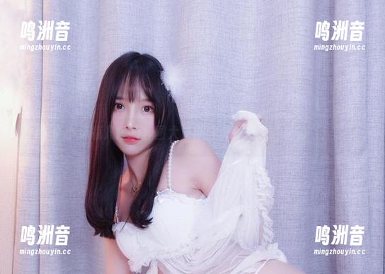 小小奶瓶儿短裤套图大更新，真不想说“真香”！
