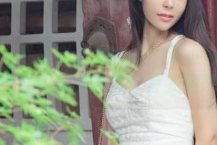 尤果网 – 乔依琳美足合集：不小心想到了一个神奇的脚趾精灵，等我招呼来。