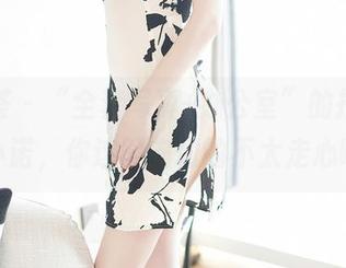 尤蜜荟 – “全套写真+办公室”的搭配，熊小诺，你这图安利的不太走心啊。