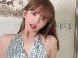微密圈 – 张思允nice的泳装：定制意识超前，海滩也怕了哦！