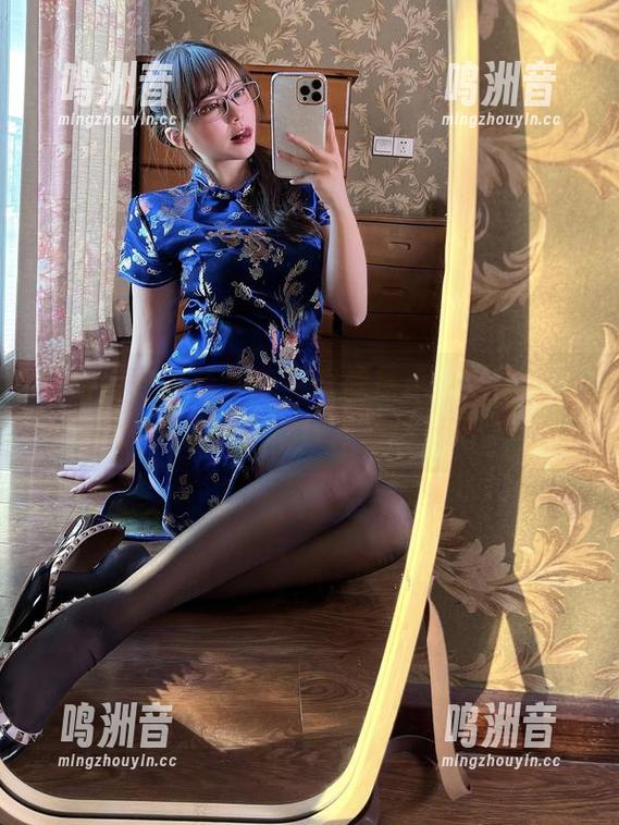 微密圈 - 从连体衣到资源焦点，张思允nice的最新登场让我目不转睛。
