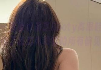 微密圈 – 查看徐莉芝Booty高跟鞋美图，打破了我对高跟鞋的所有偏见。