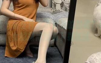 微密圈 – 有些什么不对劲的拍摄？提袜少女的旗袍图集下载试试