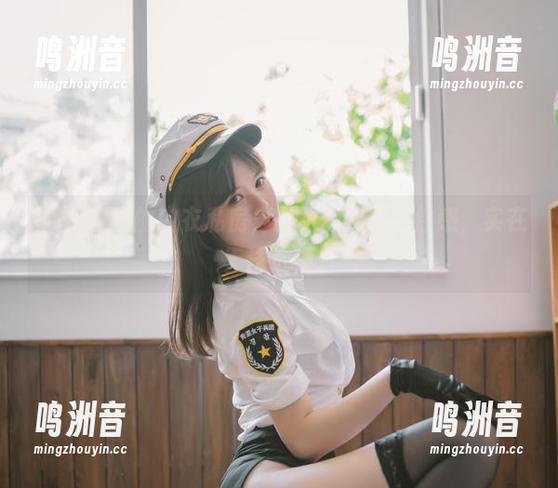 星黛鹿鹿i的内衣私房，时而俏皮时而性感，实在无法抗拒。