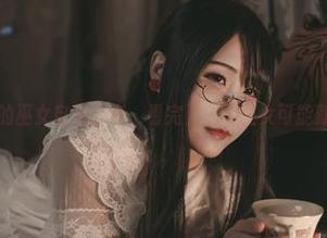晓美妈的巫女自拍分享，看完下一个巫女可能就是你！