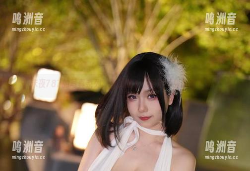末夜787的写真系列，五月舰长，可盐可甜随意切换。