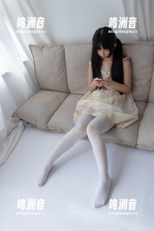 高清白衣黑丝——森萝财团的照片居然让我想捧心脏！