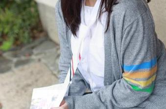 模范学院 – 柳侑绮Sevenbaby的最新美图：圣诞季节的“圣”与“婊”之间的微妙平衡