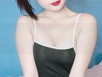每次看到炸蛋Boom女友的cos图，总会让我联想到奇奇怪怪的事情。
