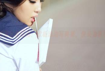 爱丝 – 资源分享时间：欣杨泳池写真集，快来为夏日降温！