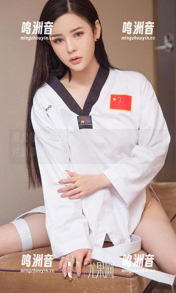 爱尤物 - 最新的Anna苏拉少女系列，照片里那种气氛，完全抓住我的注意力了。