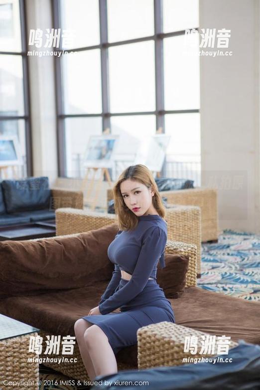 爱蜜社 - 小宝酱美腿不止是传说，私拍原图带您靠近现实的腿神来了！