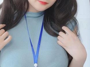 精选白银81，学姐风范，一不小心就被吸引了，哈哈。