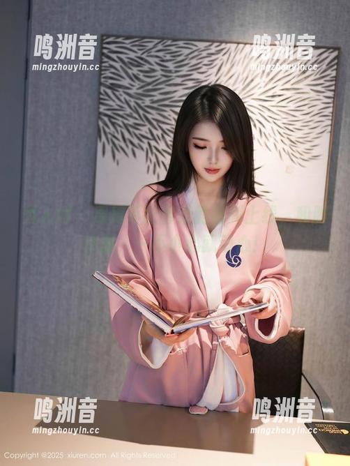 秀人网 - 周周不吃香菜的福利上线，和服作品，一不小心就动心！