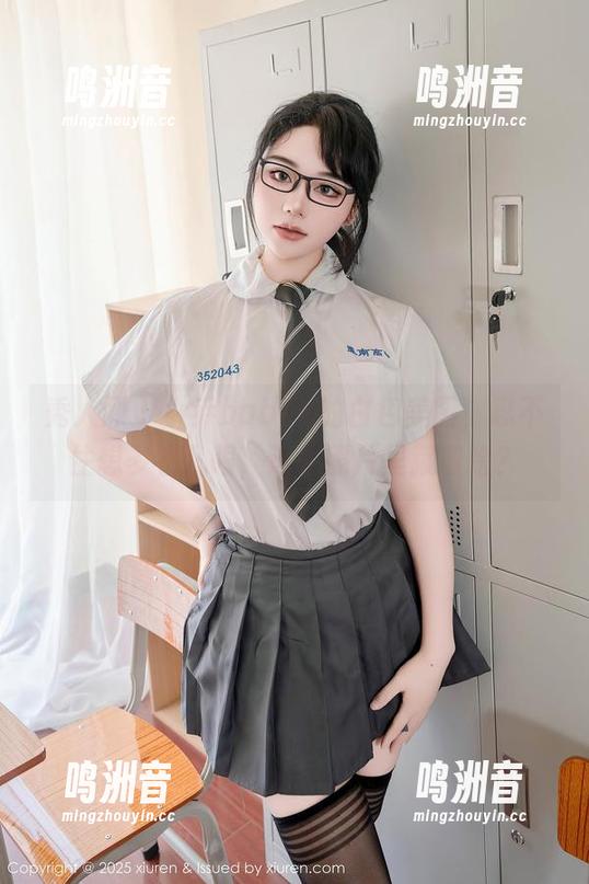 秀人网 - 小乔babyb的白色美图，忍不住想多看几眼，这些照片里藏着啥？