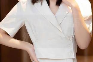 秀人网 – 王馨瑶yanni泳装写真：水里比外面更美哭了