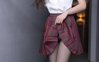 秀人网 – 下载蛋蛋宝的学姐合集：不看会后悔的那种！