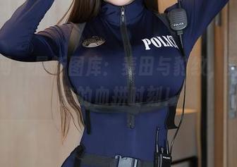 秀人网 – 最新图库：麦田与豹纹，穿越时空的血拼时刻！