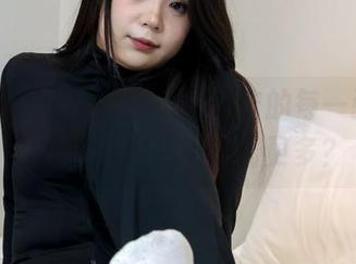 绮梦摄影 – 学妹图集，宁宁的每一张都像是在说：你还不想看更多？